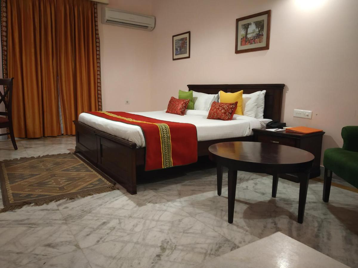 Bijolai Palace - A Inde Hotel , Jodhpur Dzsódhpur Kültér fotó